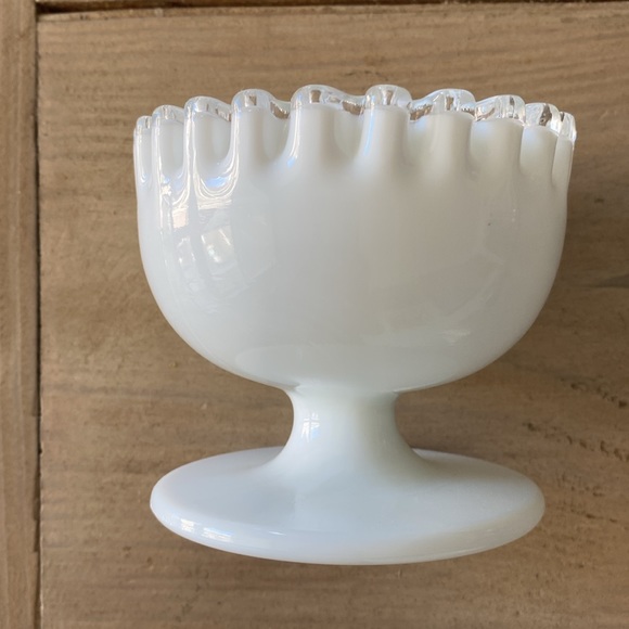 Fenton White Silver Crest Dip Bowl USA - Picture 5 of 9